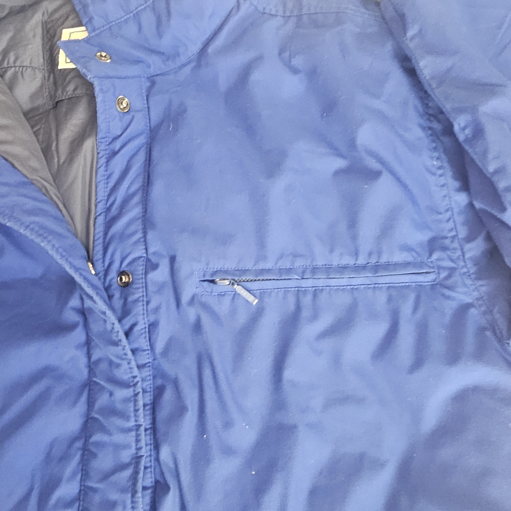 L.L. Bean Men's Cobalt Blue Shirt Jacket Goosedown - Picture 4 of 9